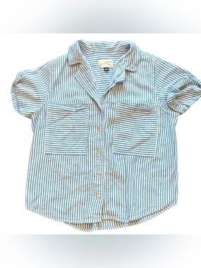 Blue Stripe Button Up Coastal Camp Shirt XS Boxy Oversized Universal Threads